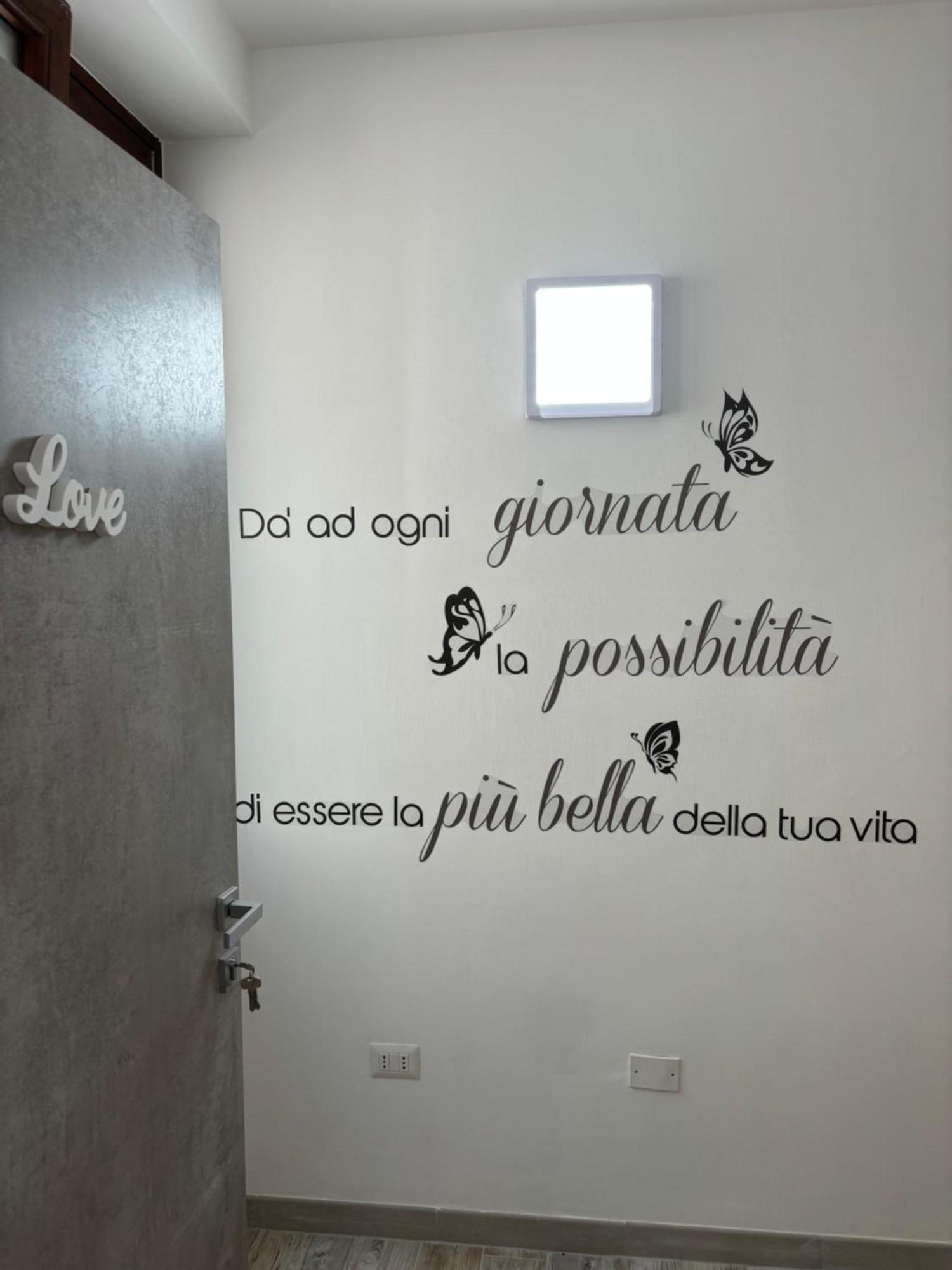 ブリンディジL'Arco Di Porta Lecceアパートメント エクステリア 写真